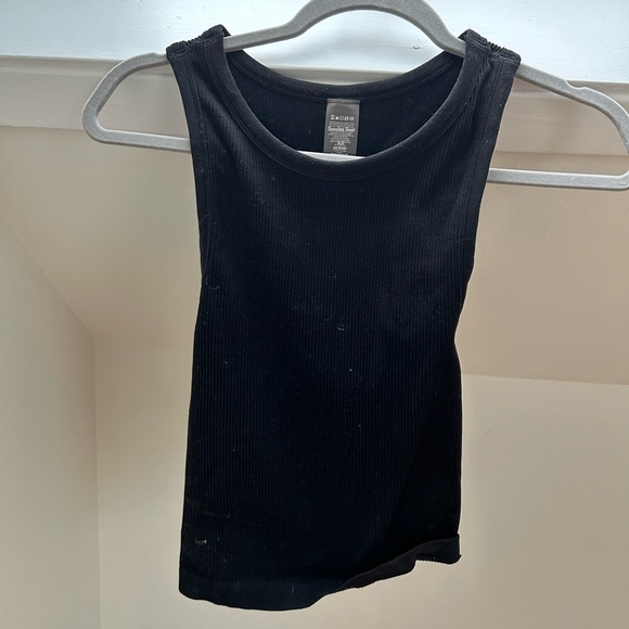 Aritzia basics bundle - Picture 4 of 10